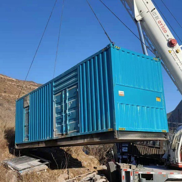 隆阳发电机的发电效率受多种因素影响，主要包括以下几个方面：