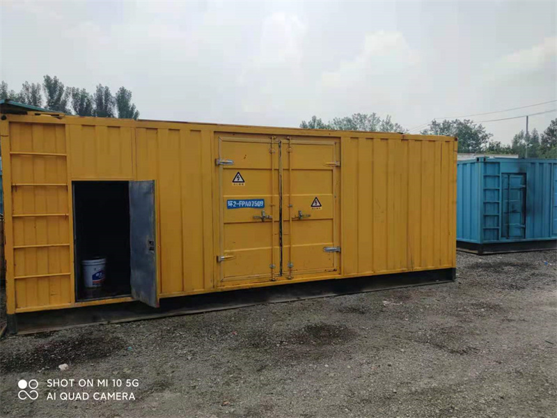 隆阳200KW柴油发电机组需要配备什么型号的电缆线？